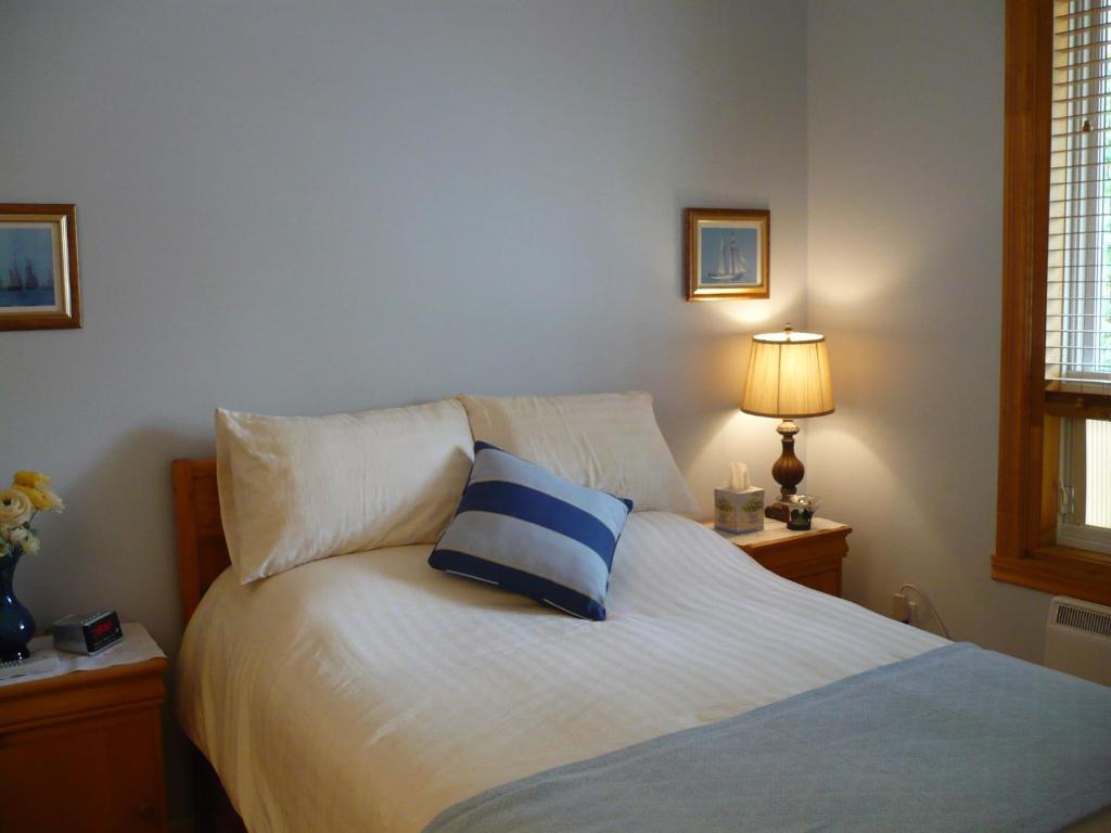 Le Sieur De Joliette Bed & Breakfast