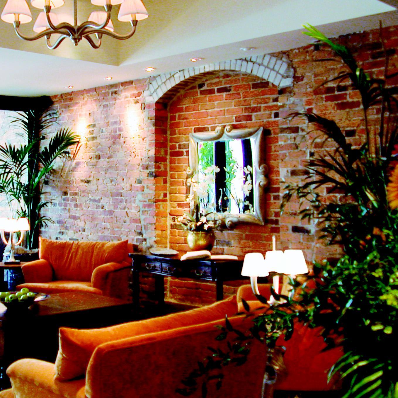 Nelligan Hotel Montreal