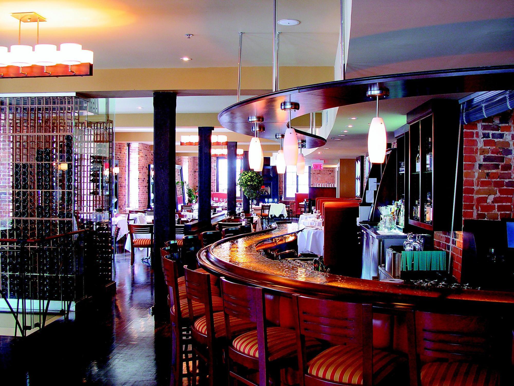 Nelligan Hotel
