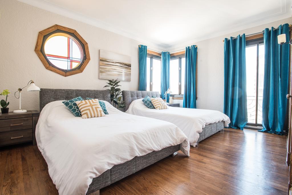 Mtlvacationrentals-the Mtlvr Kisses