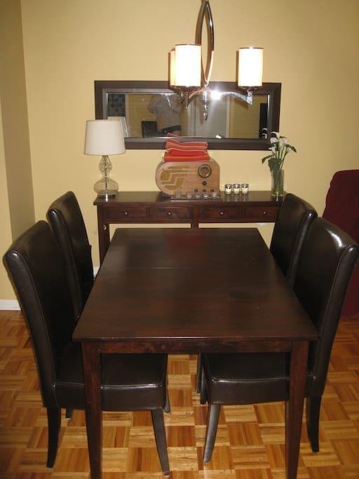 Chateau Rosedale Apartment Montreal