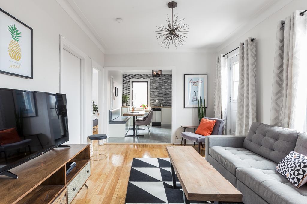 Mtlvacationrentals-the Mtlvr Kisses Apartment Montreal