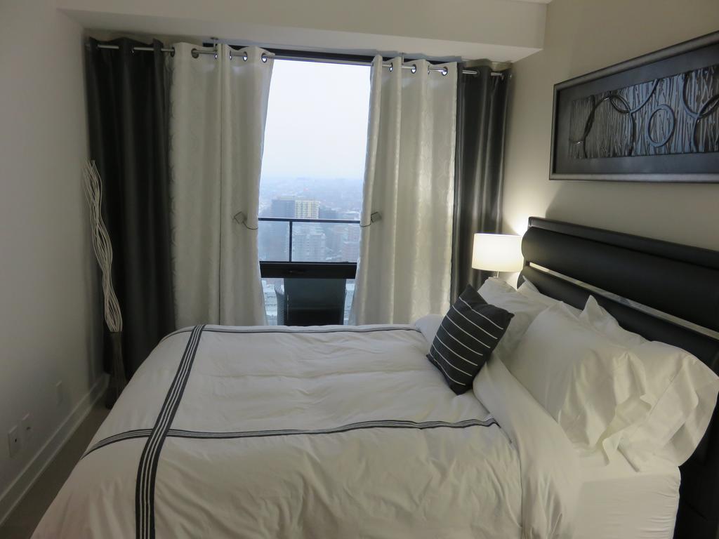 Luxury In Downtown Apartment Montreal