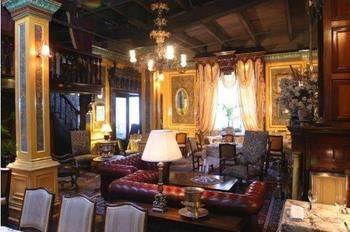 Hotel Pierre Du Calvet