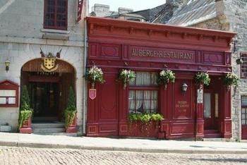 Hotel Pierre Du Calvet 4*