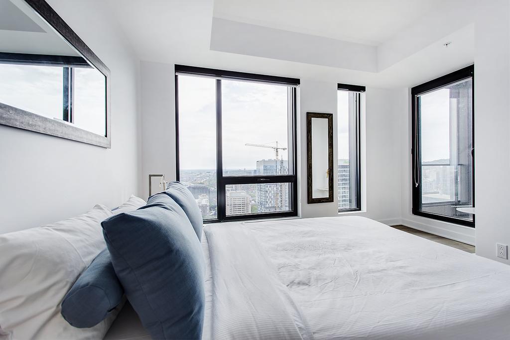 Bell Centre By Hometrotting Apartment