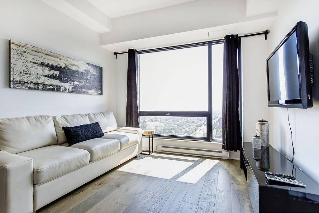 Bell Centre By Hometrotting Apartment Montreal