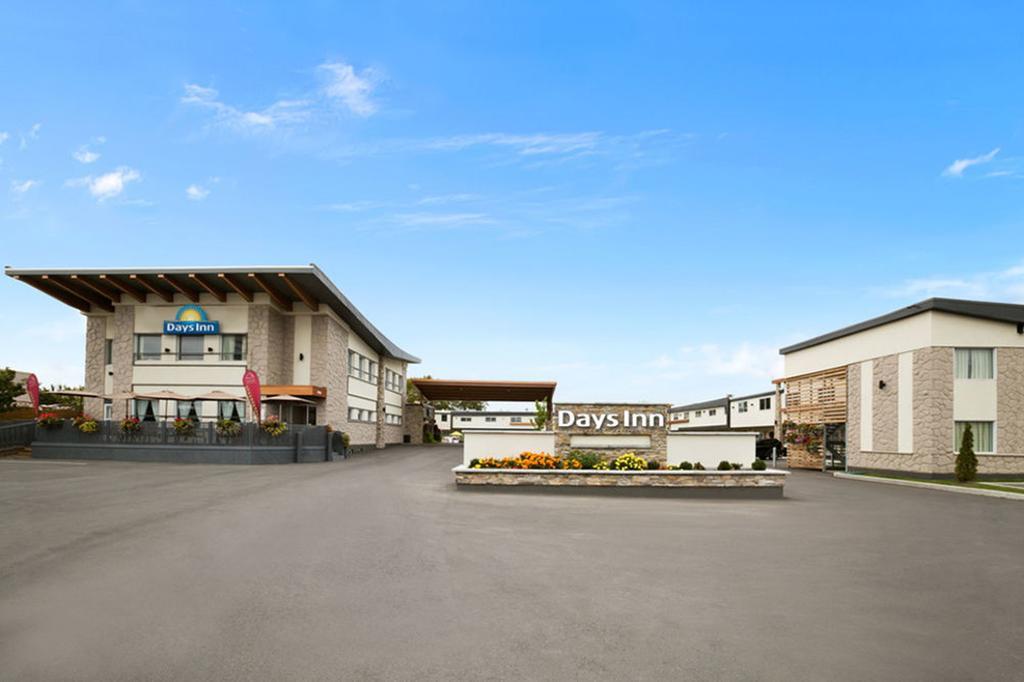 Days By Wyndham East 3*