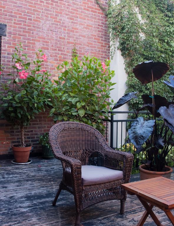 Sir Montcalm Gite Bed & Breakfast 4*