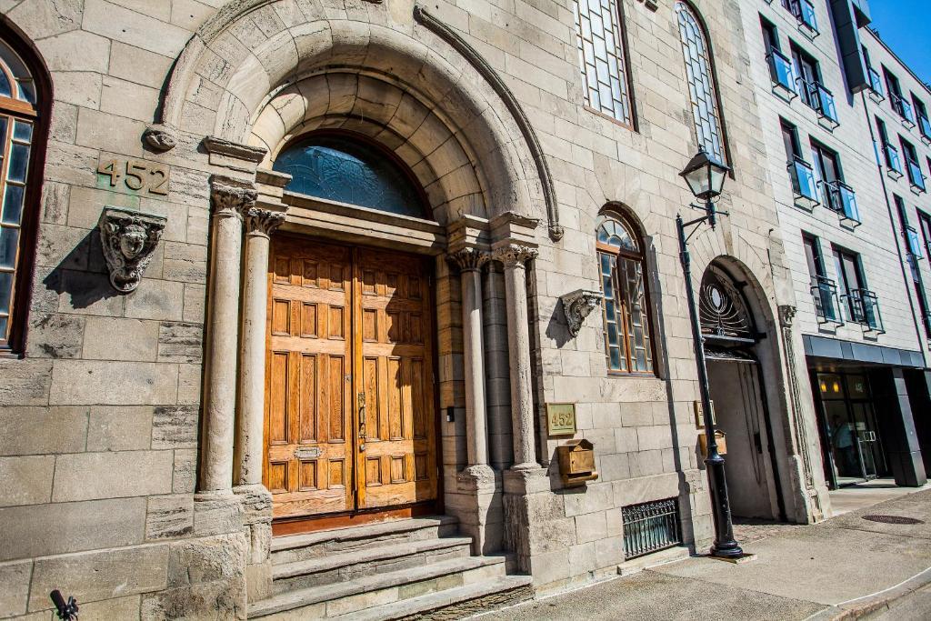 Chateau Vieux-montreal Apartment *