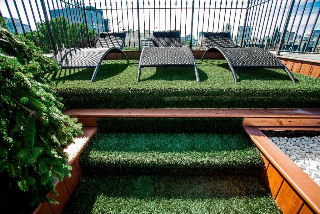 Chateau Vieux-montreal Apartment Montreal