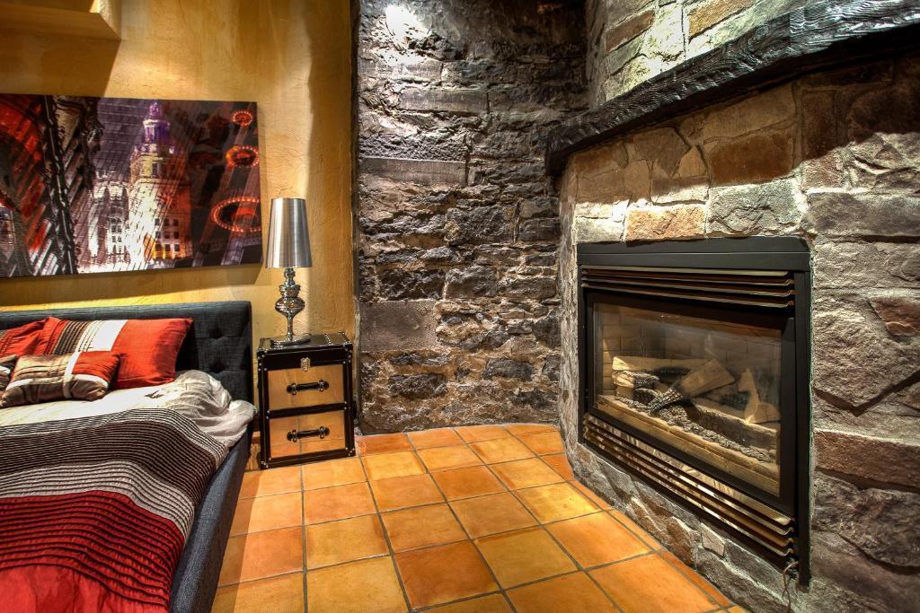 Chateau Vieux-montreal Apartment *