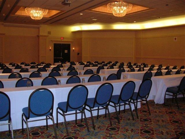 Mcgill University New Hall 3*