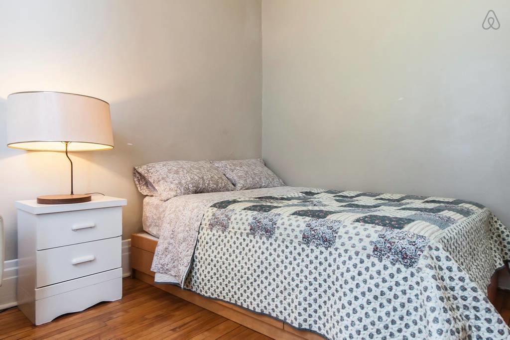 Alexandrie Hostel Montreal