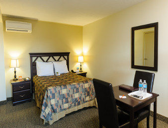 Days By Wyndham East Hotel