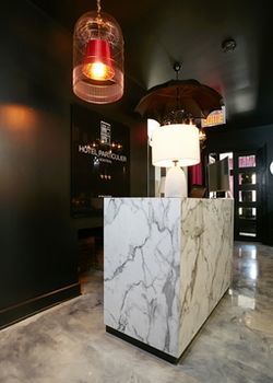Boutic Downtown Drummond Hotel