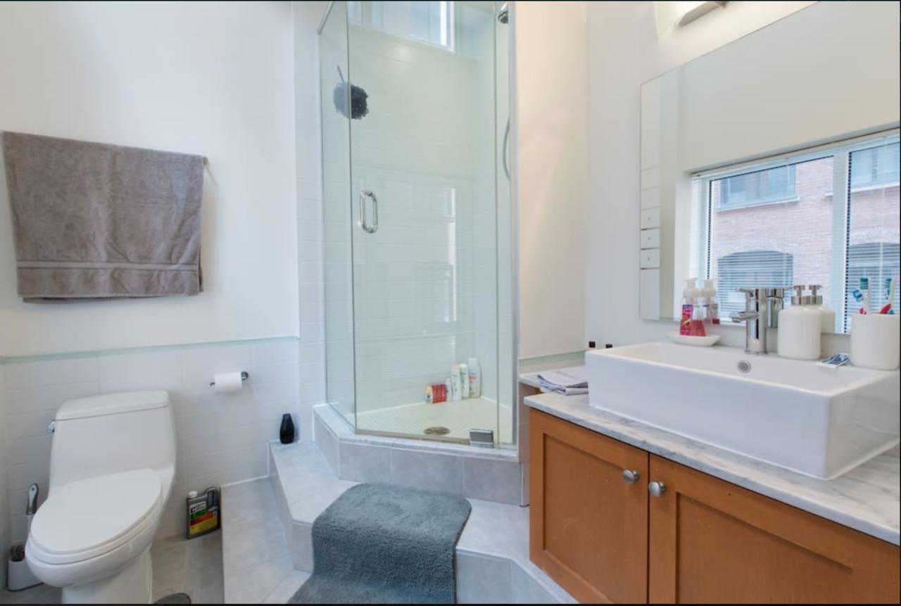 With Mezzanine By The Old Port Apartment *