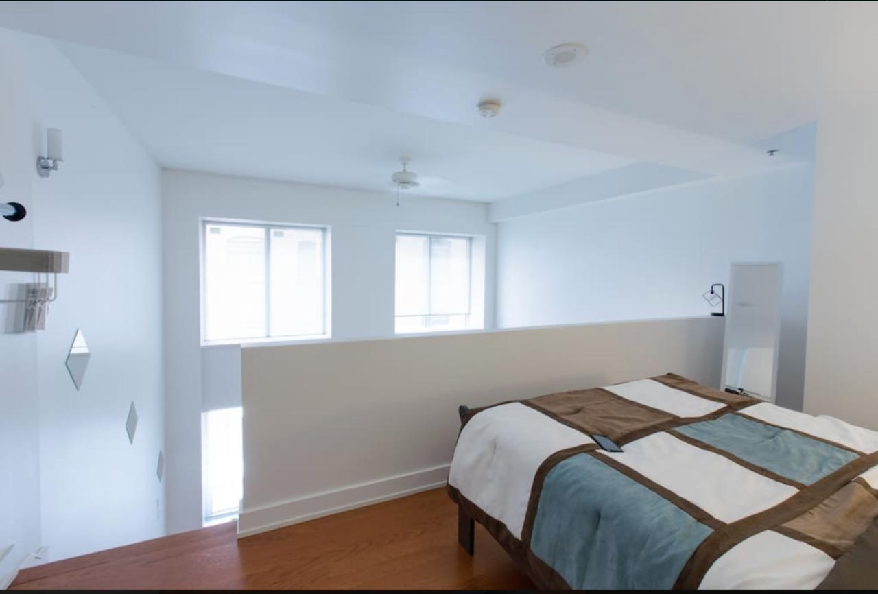 Apartment With Mezzanine By The Old Port