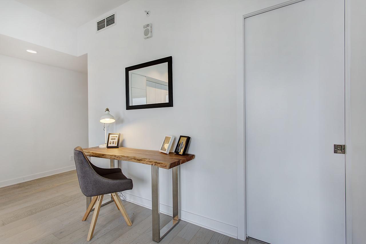 Apartment Bell Centre By Hometrotting Montreal