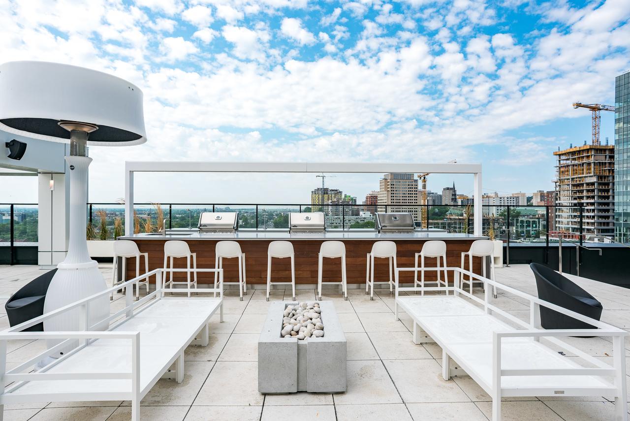Luxury In Downtown Apartment Montreal