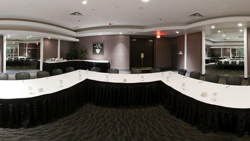 Armon Plaza Airpt, Trademark Collection By Wyndham Hotel Montreal
