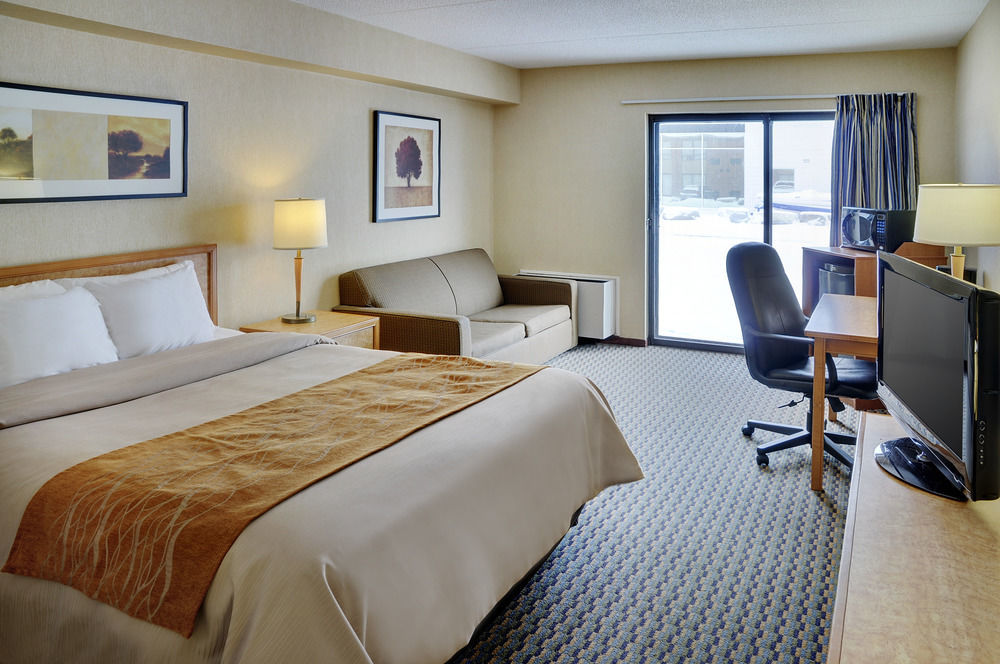 Quality And East Hotel