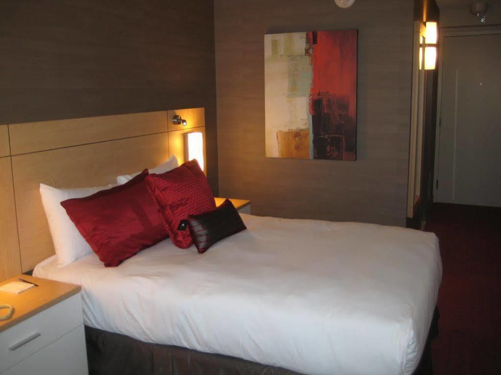 La Citadelle Hotel Montreal