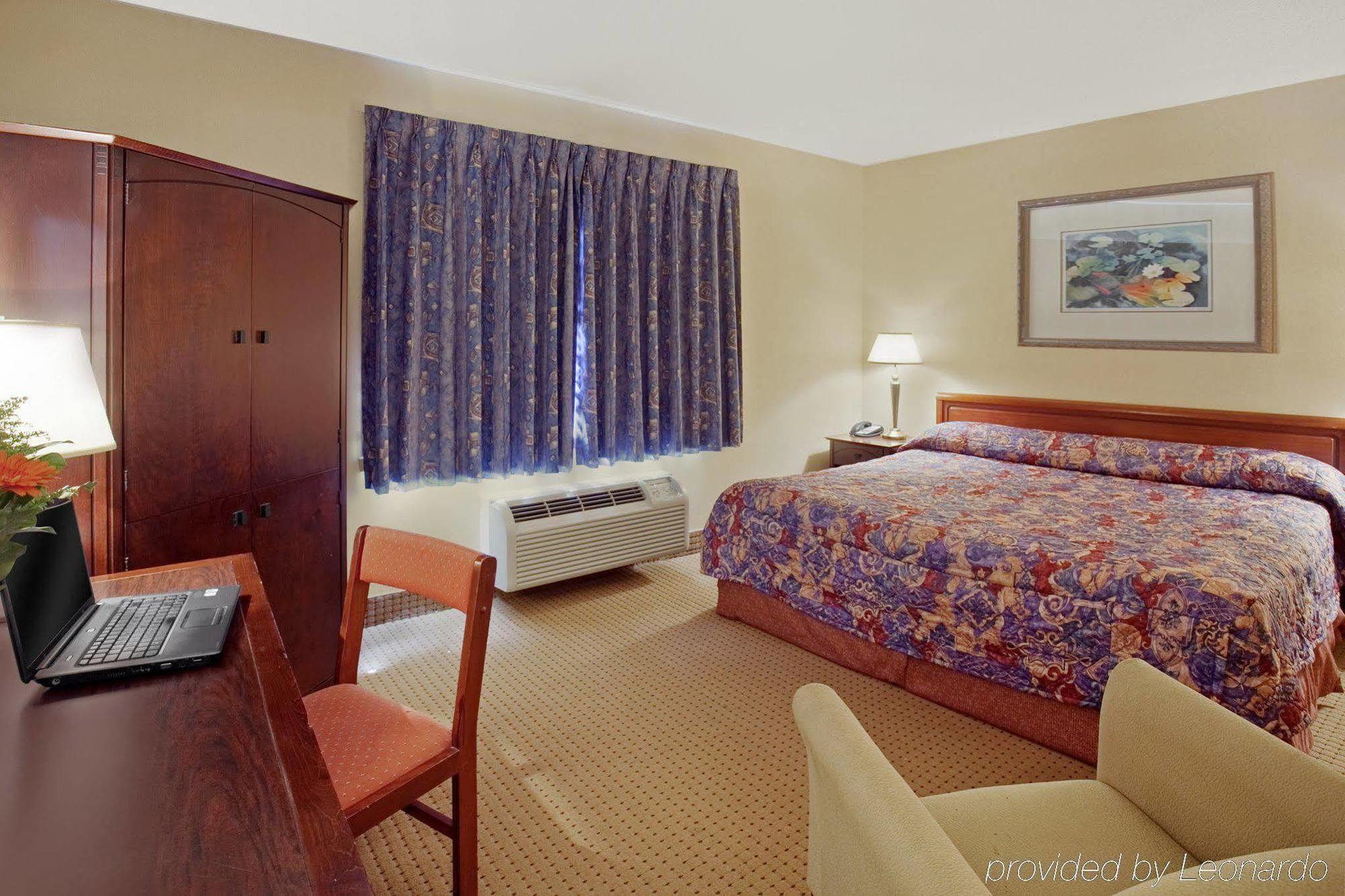 Hotel Des Arts 2*