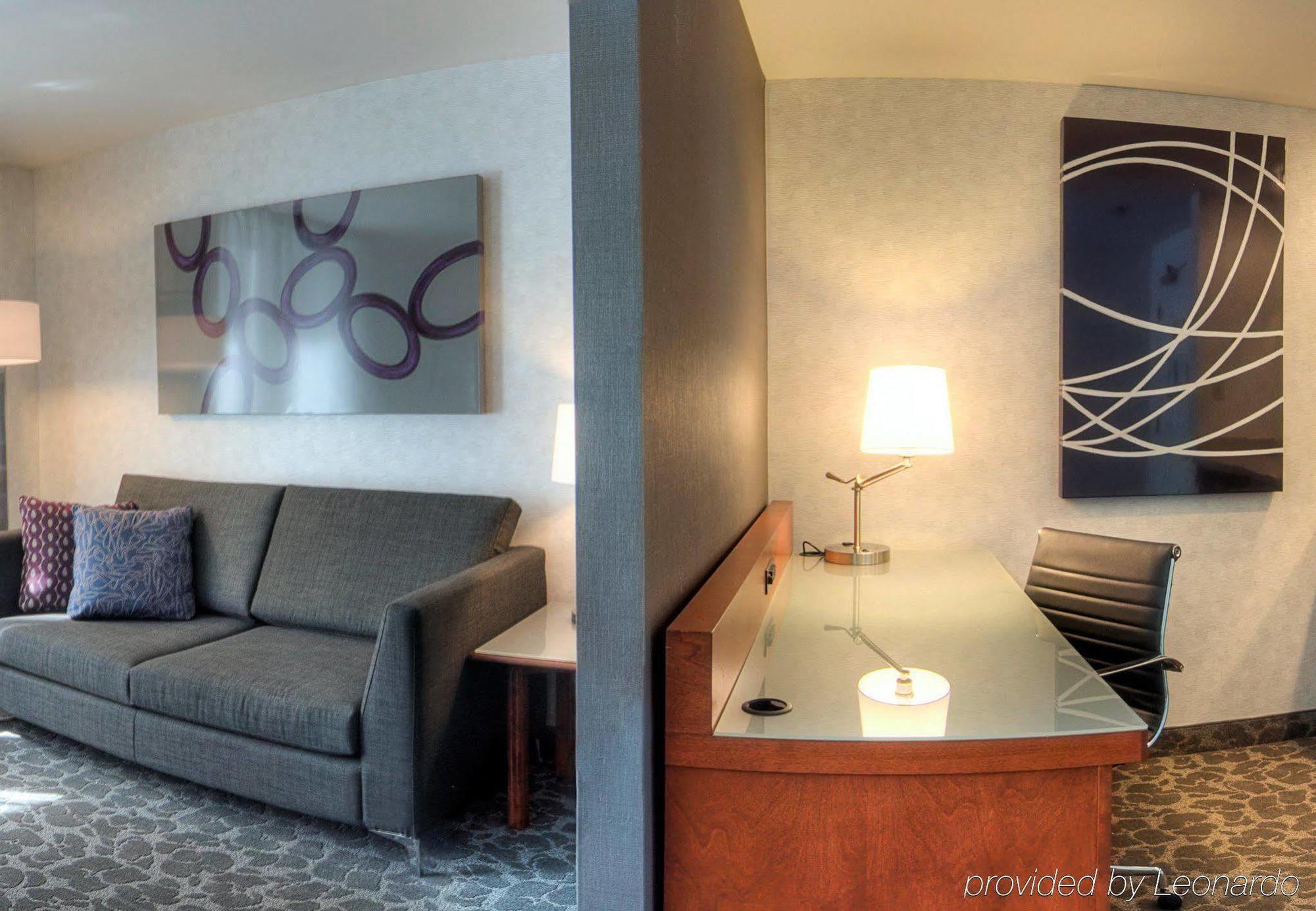 Ac By Marriott Old Montreal