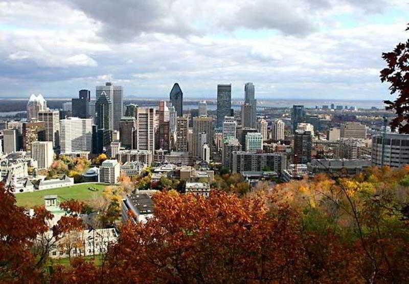 By Marriott Downtown Hotel Montreal