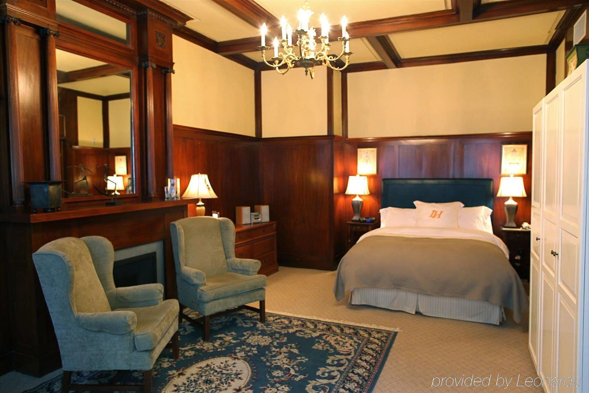 Hotel Lhotel