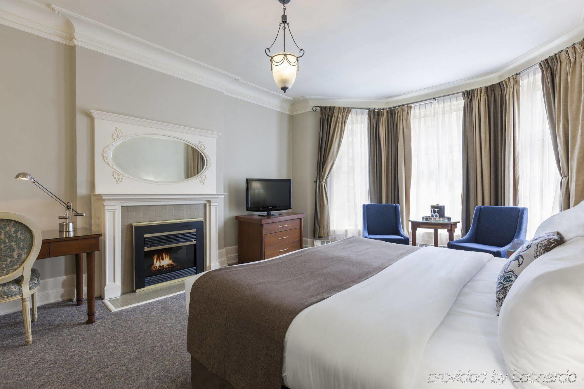 Chateau Versailles Hotel