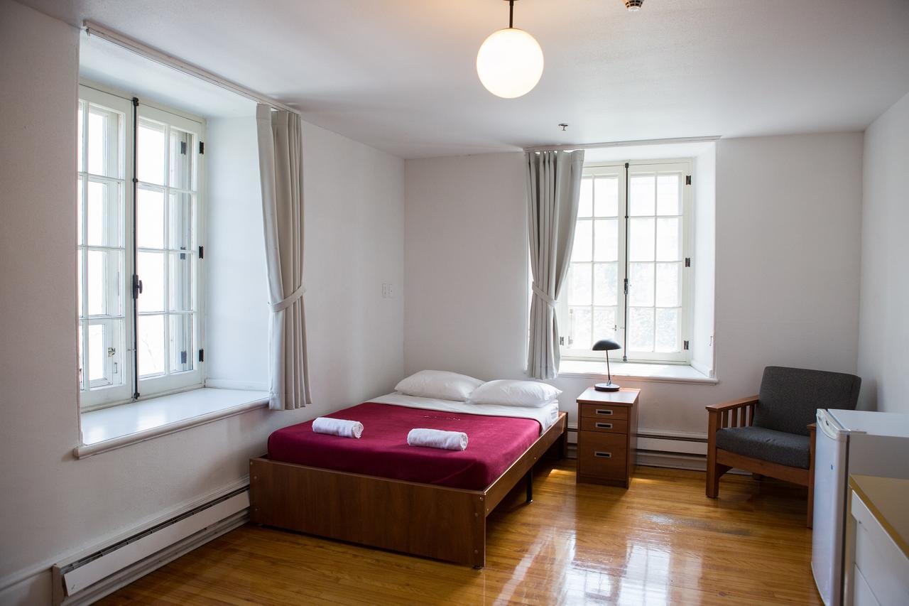Hotel The Grey Nuns By Concordia