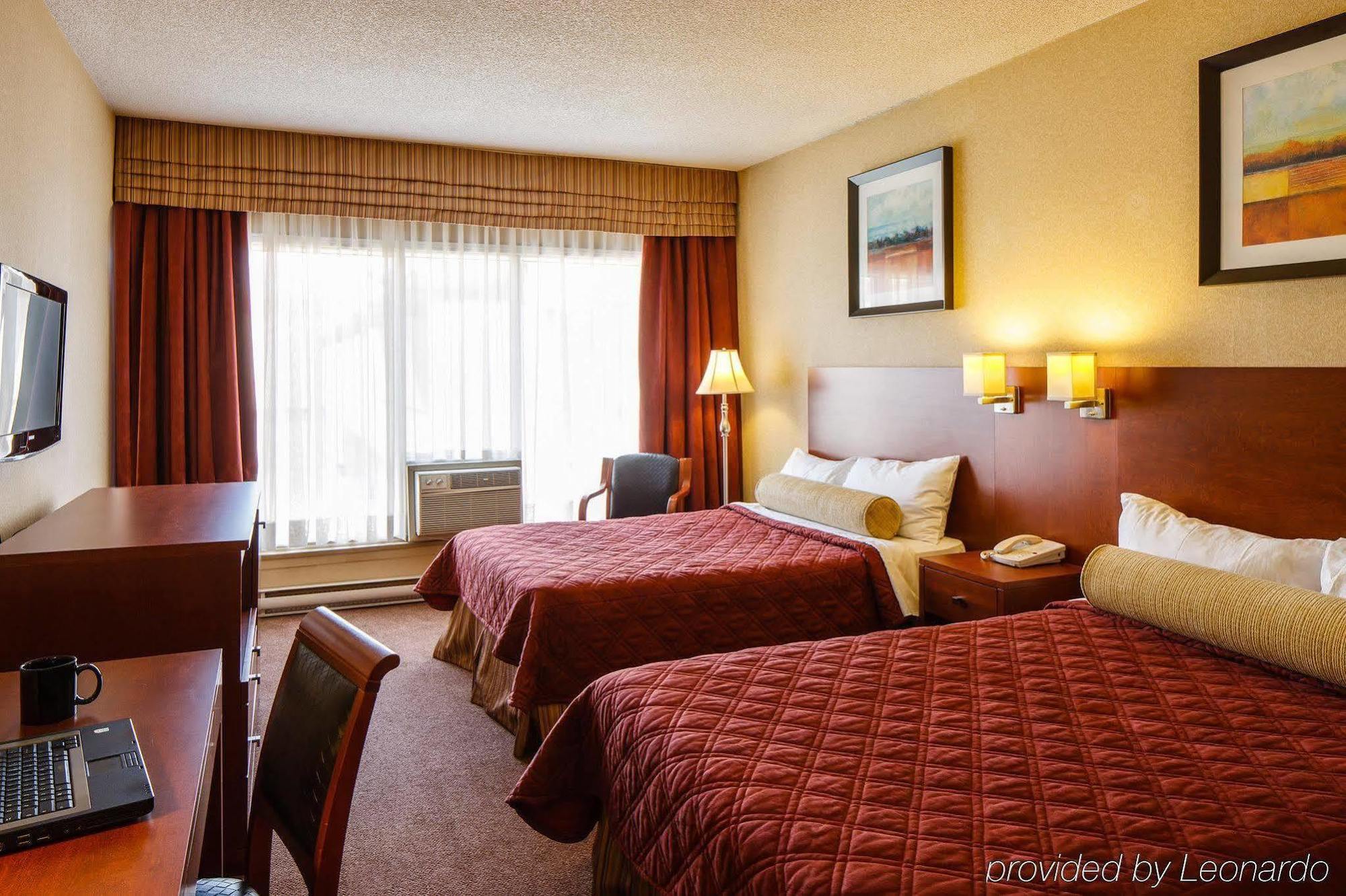 Royal Versailles Hotel