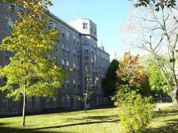 Hotel The Grey Nuns By Concordia 3*