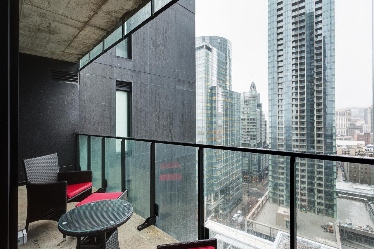 Apartment Bell Centre By Hometrotting Montreal