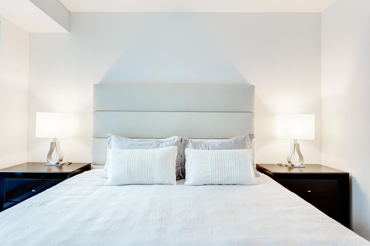 Apartment Bell Centre By Hometrotting Montreal