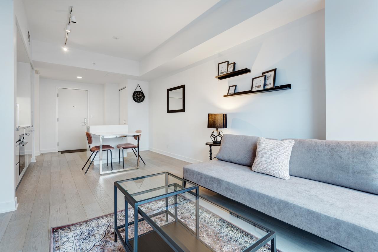 Bell Centre By Hometrotting Apartment