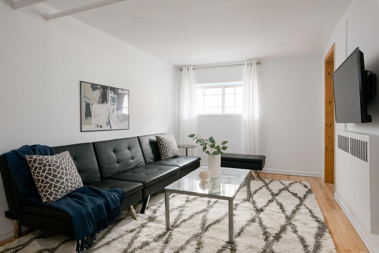 Sonder - De Ville 4*