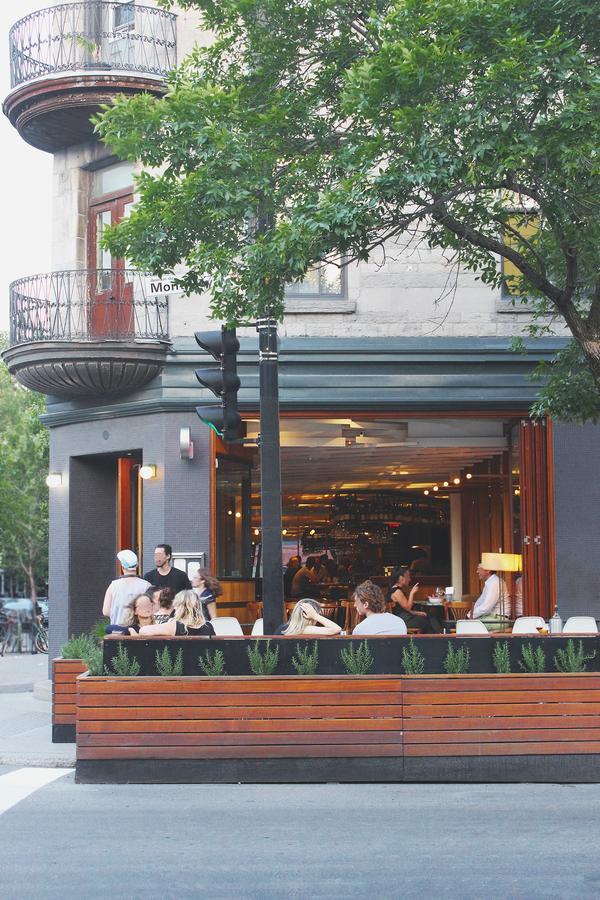 Mtlvacationrentals-the Mtlvr Kisses