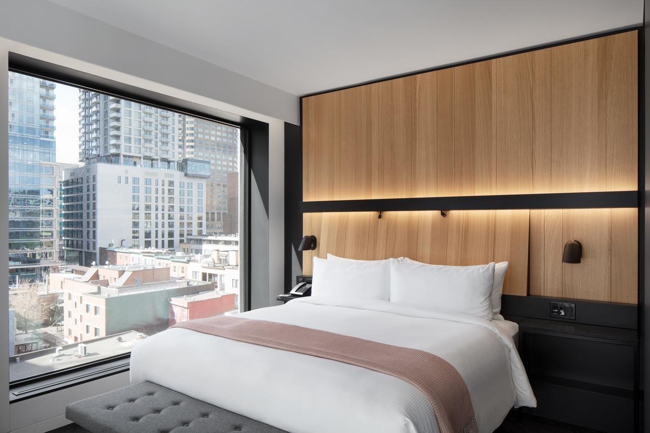 Monville Hotel Montreal