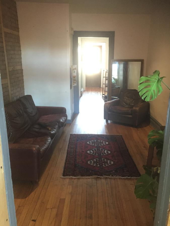 Chez Jean Hostel Montreal
