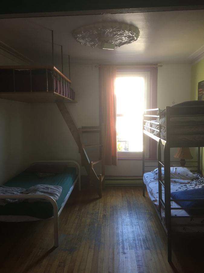 Chez Jean Hostel *
