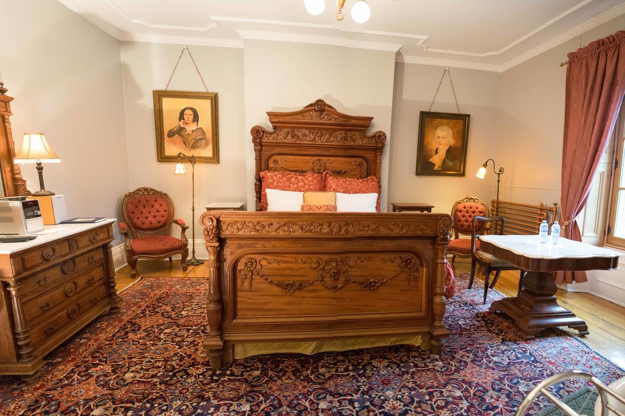 Heritage Victorien Bed & Breakfast