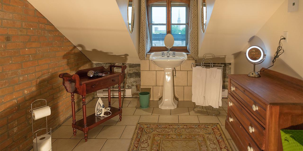 Bed & Breakfast Heritage Victorien Montreal