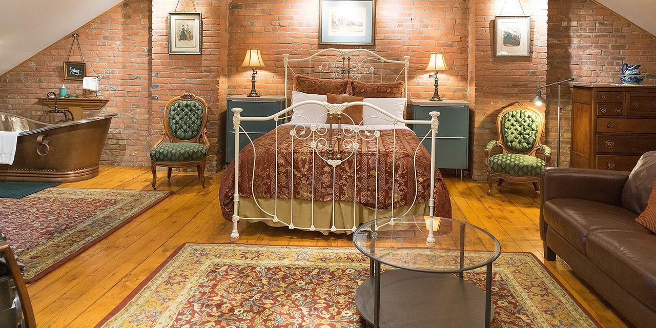 Bed & Breakfast Heritage Victorien Montreal