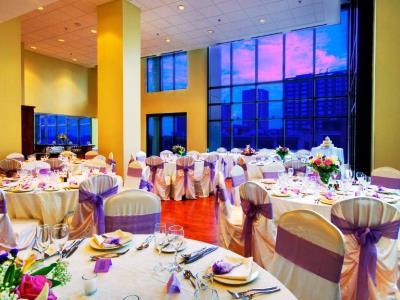 Hotel Hilton Garden Centre-ville 4*