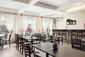 Hotel Days By Wyndham East 3*