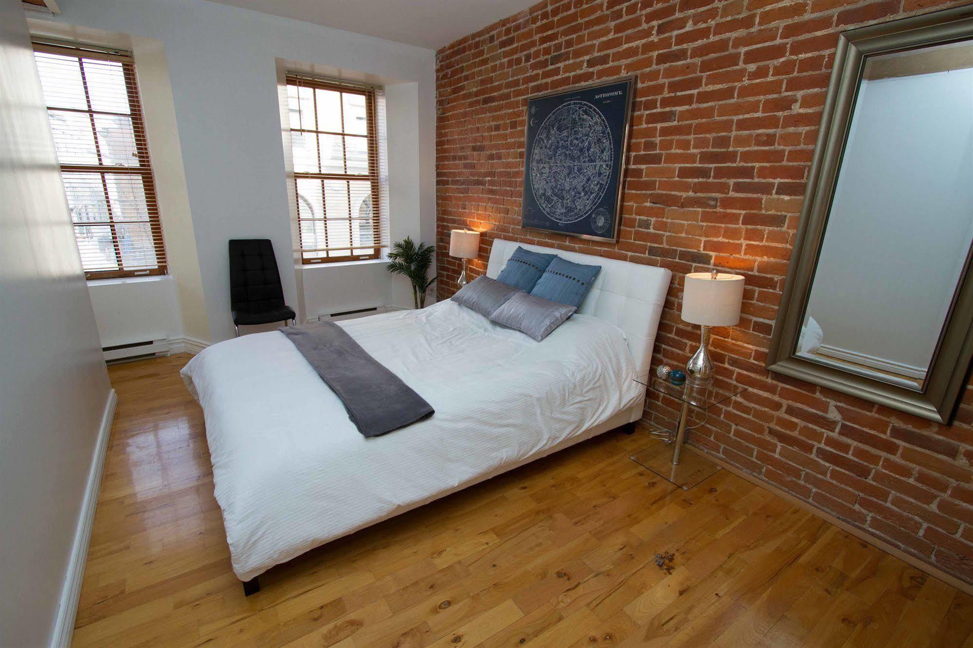 Likeahotel - Le Mcgill Old 3*