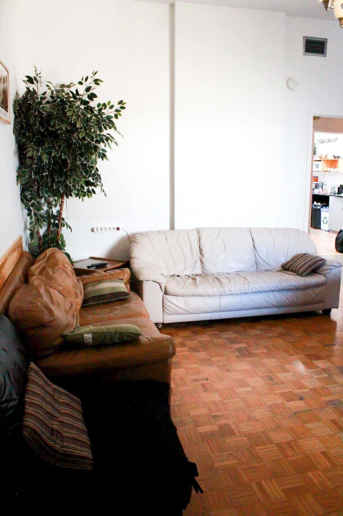L'apero Hostel *